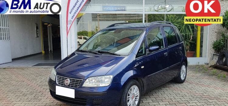 Fiat Idea 1.2 16V BlackLabel Fiat Idea 1.2 16V BlackLabel